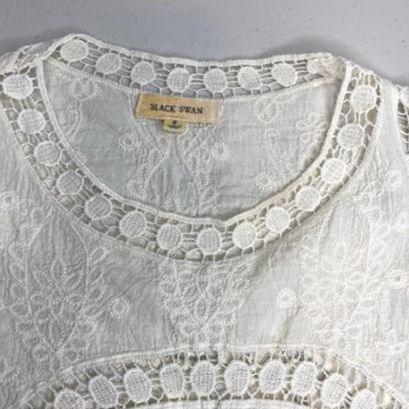 Black Swan Cream Lace Crop Top | Women Size 8 - Picture 5 of 6